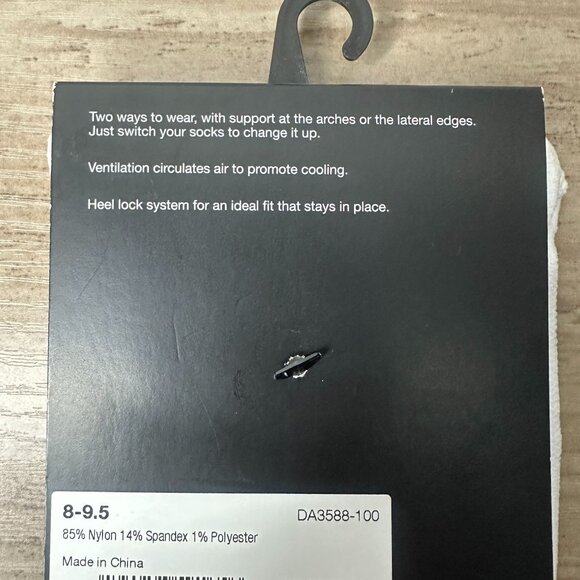 NWT Nike Unisex Spark Dri-FIT Lightweight Running Ankle Socks White Size Medium - Picture 9 of 10